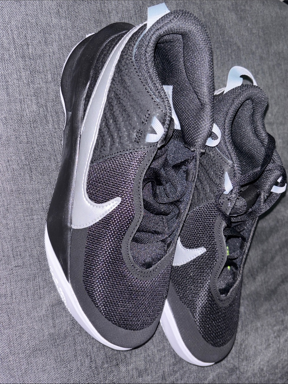 Nike- Team Hustle D10 Black and Silver Athletic Sneakers with Neon Green Insole